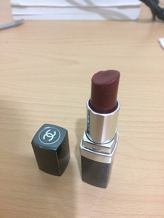 Chanel Ruj