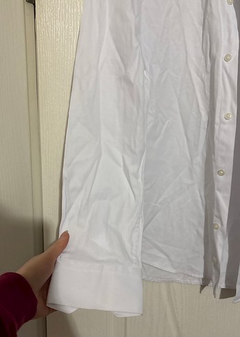 Beyaz gömlek - Görsel 2