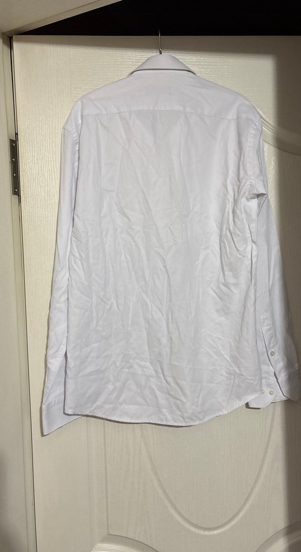 Beyaz gömlek - Görsel 4