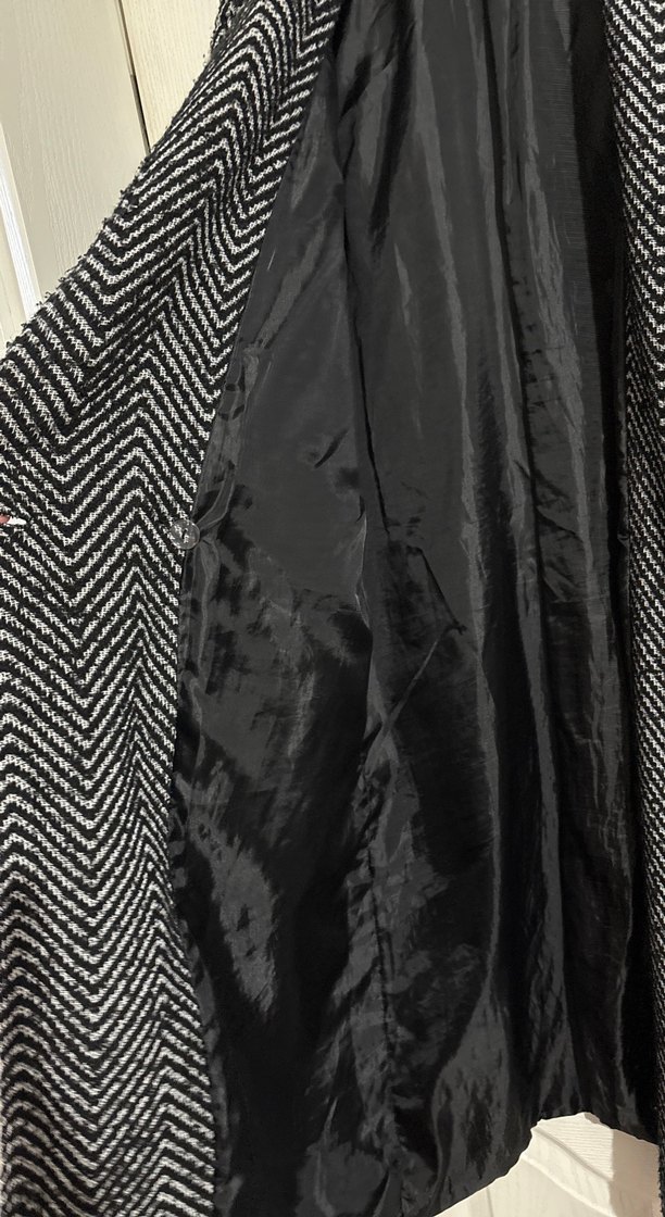 Siyah Beyaz Desenli Uzun Kaban - Görsel 5