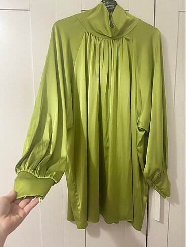 Manuka saten tunik