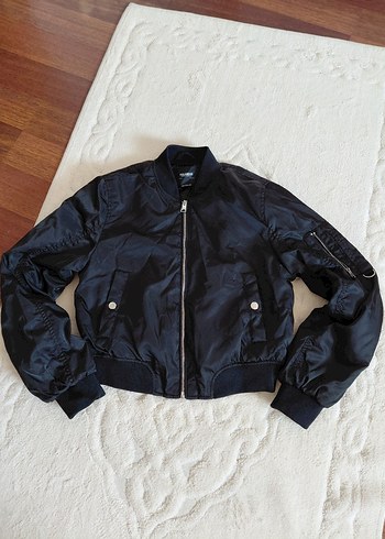 Pull and Bear Düğmeli Siyah Kadın Bomber Ceket