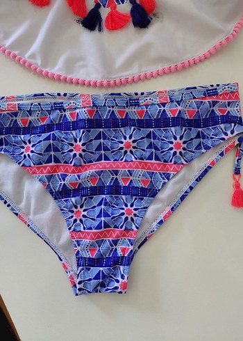 LC Waikiki kız çocuk bikini takım