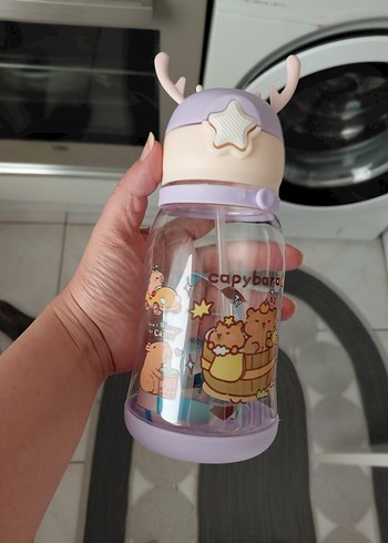 Mor Renkte Capybara Resimli Çocuk Matara