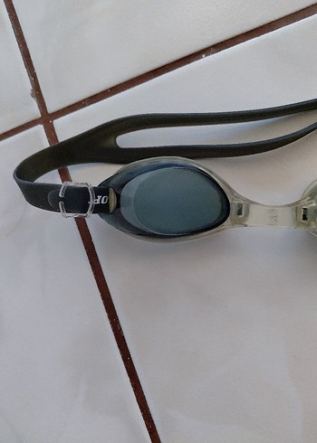 Minimalist Siyah Biker Yüzücü Gözlüğü - Görsel 2