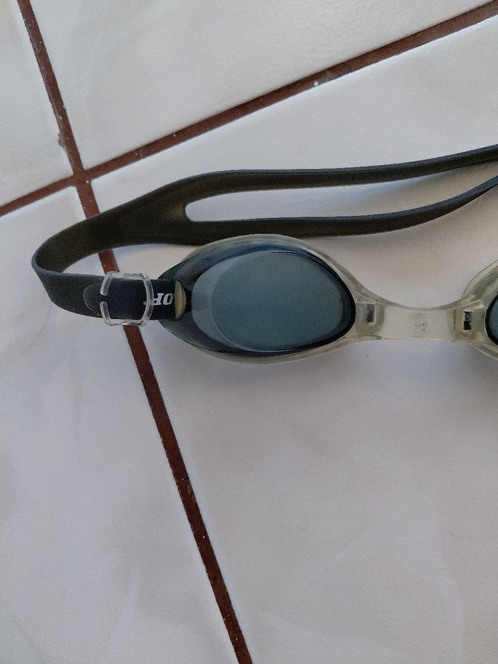 Minimalist Siyah Biker Yüzücü Gözlüğü - Görsel 2