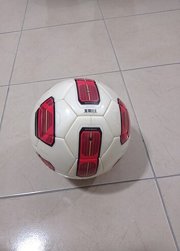  Nike futbol topu 