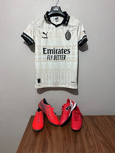 AC Milan Yeni Sezon Forma Bej