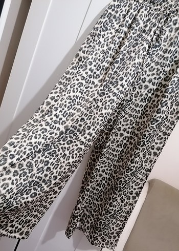 m Beden Kadın Leopar Desenli Salaş Bol Paça Pantolon
