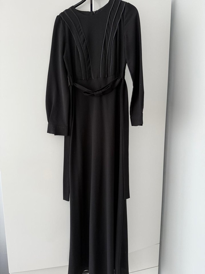 Siyah Drapeli Uzun Elbise - Görsel 2