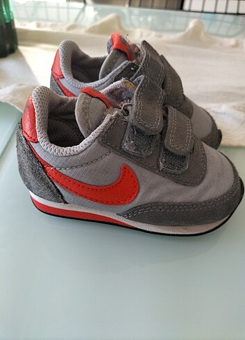 19 Beden gri Renk Orjinal nike spor ayakkbi 19.5 numara
