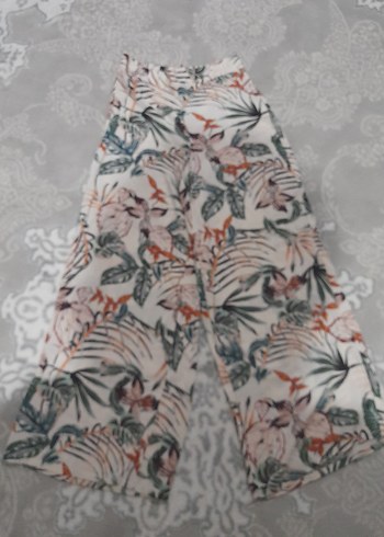 LC Waikiki Bohem Desenli Geniş Kesim Kadın Pantolon