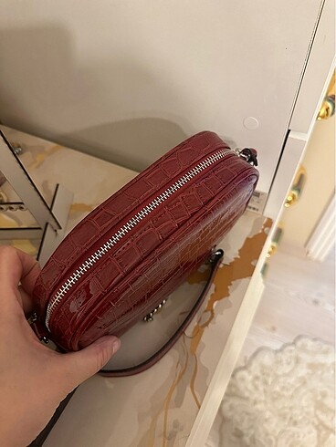  Beden bordo Renk Stradivarius omuz çantası