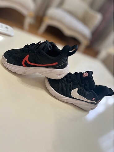 22 Beden Nike kız bebek ayakkabı