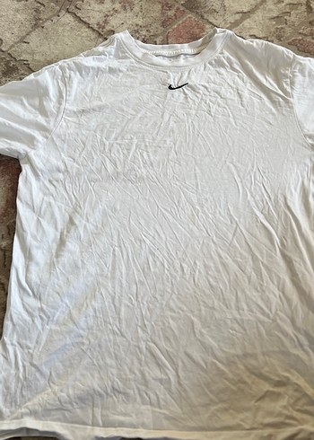 Nike Erkek Beyaz Kısa Kollu tişört orjinal