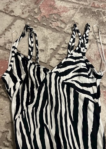 zebra desenli uzun elbise yazlık saten elbise - Görsel 3