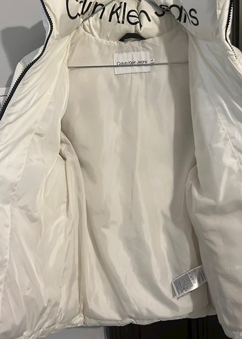Beyaz Fermuarlı Kadın Mont  1 defa giyildi - Görsel 7
