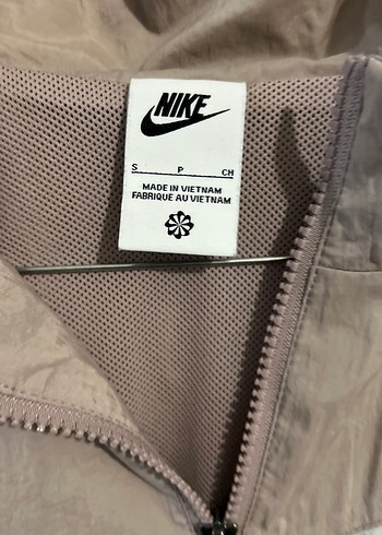 Nike Bej Rahat Kesim bayan yağmurluk orjinal - Görsel 5