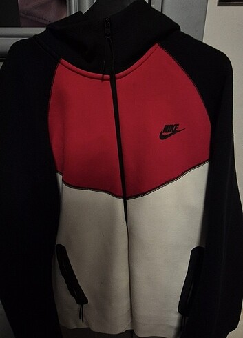 Nike tech p
