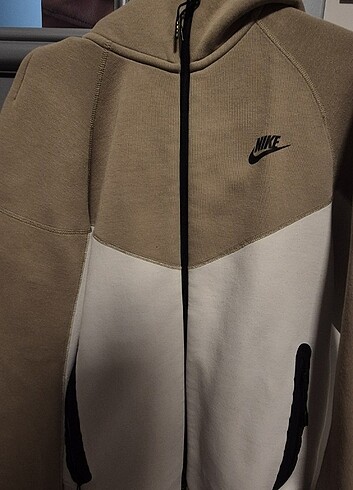 Nike tech fleece