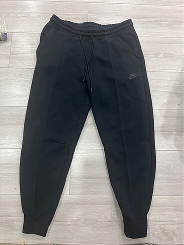 nike tech fleece