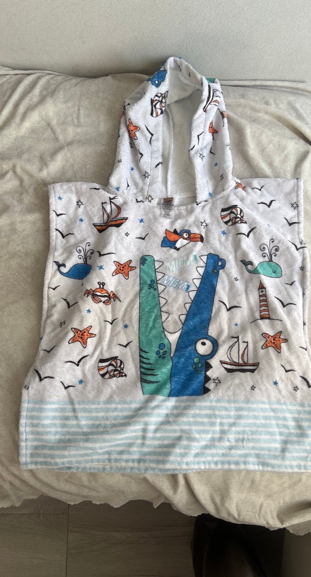 Çocuk Kapüşonlu Havlu Panço 1 kere kullanıldı - Görsel 2