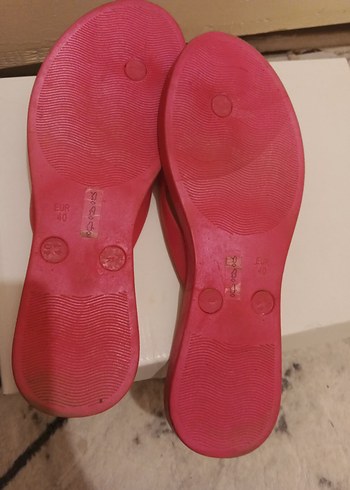 Beyaz Kadın Sandaletve pembe terlik - Görsel 4