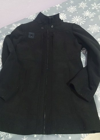 Siyah Fermuarlı Kadın Kaban - Görsel 3