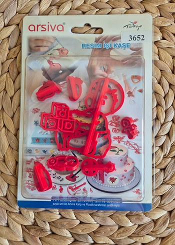 Tupperware Bebek Temalı Klişe Seti