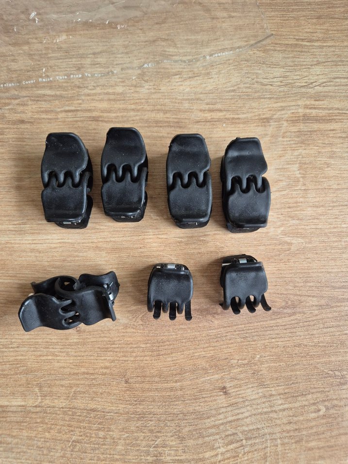 siyah plastik mandal toka - Görsel 4