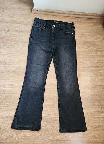 27 Beden Mavi jeans