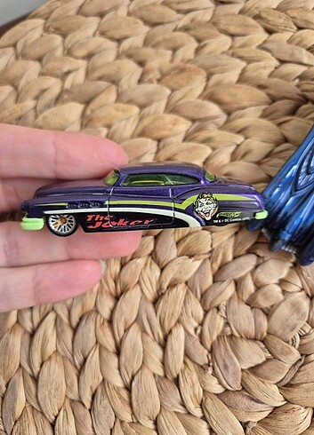  Beden Hot wheels