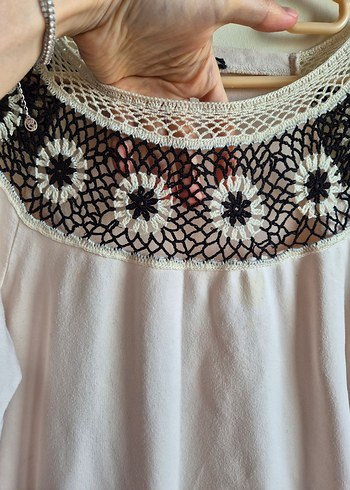 Dantel Yakalı Balon Kol Bluz - Görsel 7