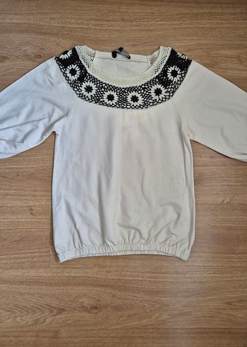 Dantel Yakalı Balon Kol Bluz - Görsel 2