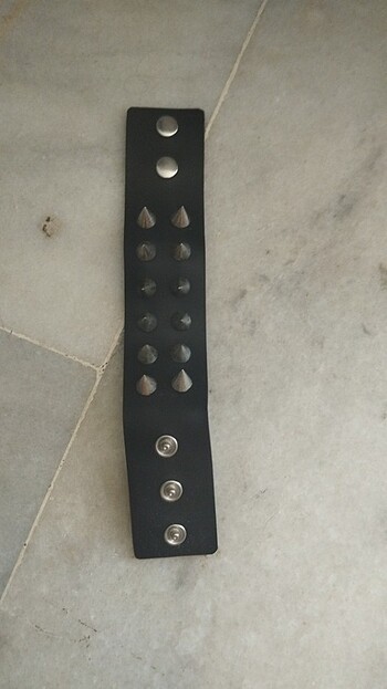 Gotik bileklik