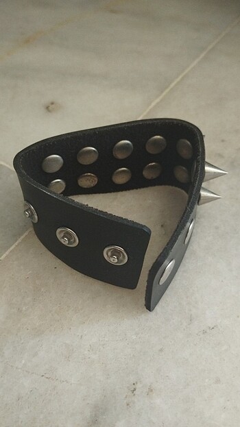  Beden Gotik bileklik