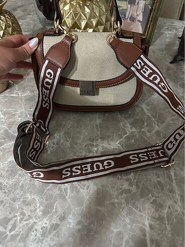 Guess Çanta