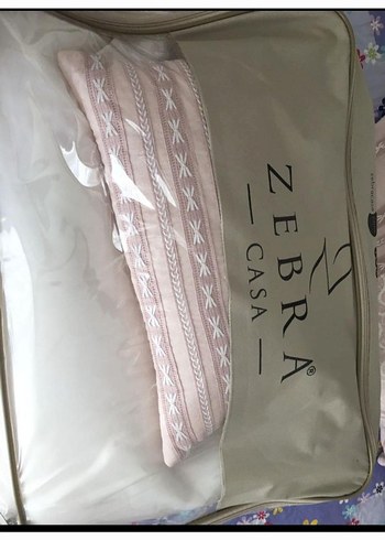 Nakışlı Beyaz Pastel Yatak Örtüsü - Görsel 5