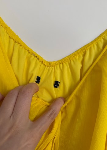 Sarı Straplez elbise - Görsel 3