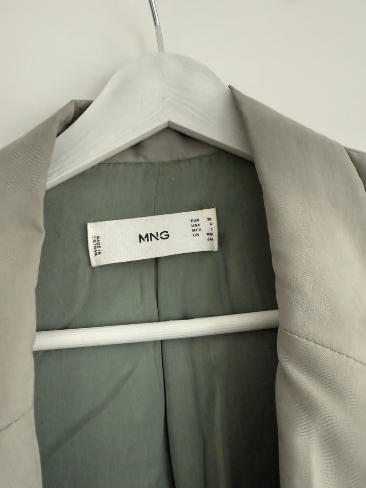 Düğmeli Bej Kadın Blazer Ceket - Görsel 3