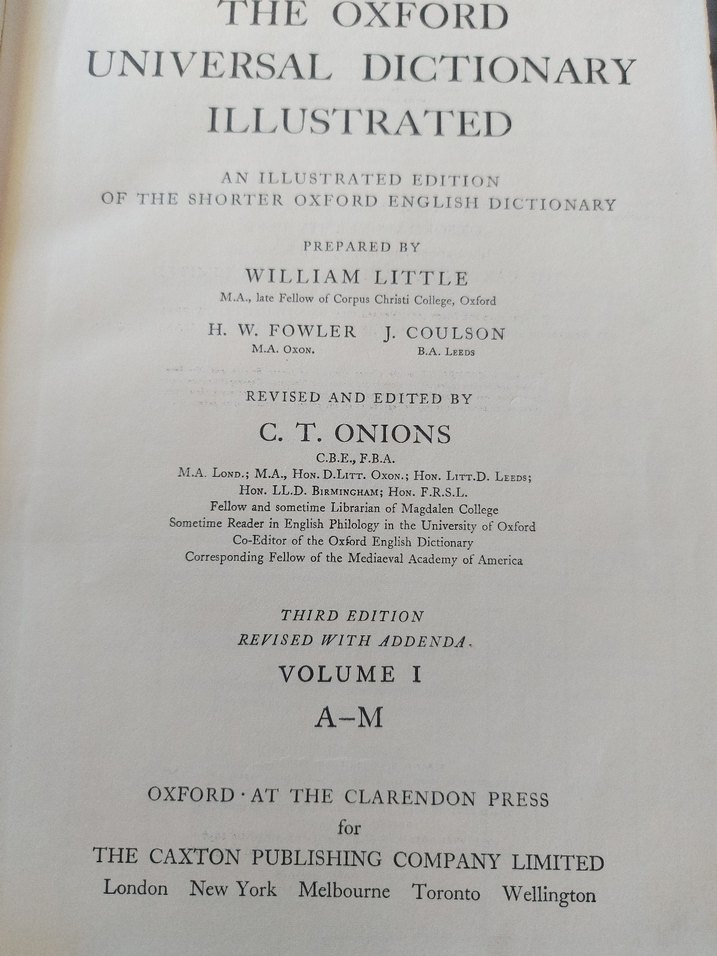 The Oxford Universal Illustrated Dictionary A-M 1.CİLT - Görsel 2