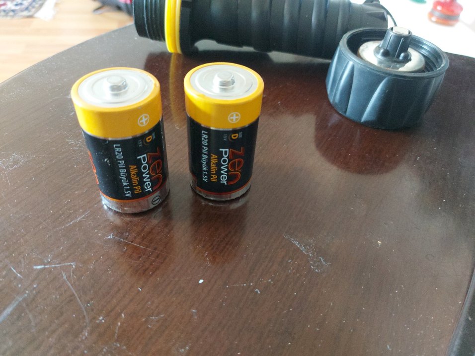 Siyah Renkli balıkadam El Feneri - Görsel 5