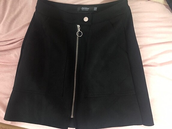 BERSHKA ETEK