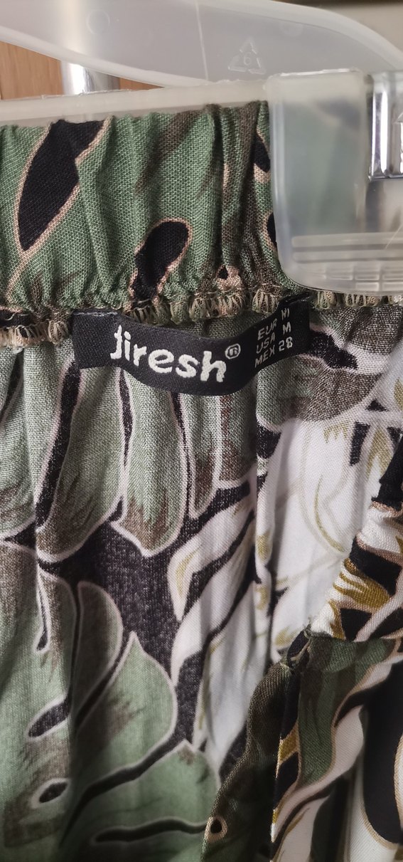 Yeşil yaprak desenli etek - Görsel 3