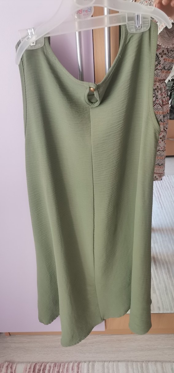 Yeşil elbise - Görsel 2