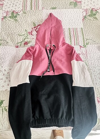 Kapüşonlu Sweatshirt 