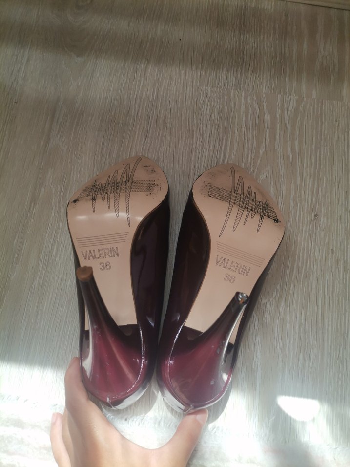 Rugan bordo topuklu ayakkabı - Görsel 5