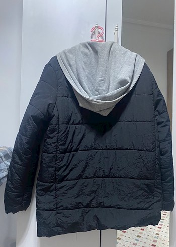 Gri Kapüşonlu Fermuarlı Kadın Mont - Görsel 3