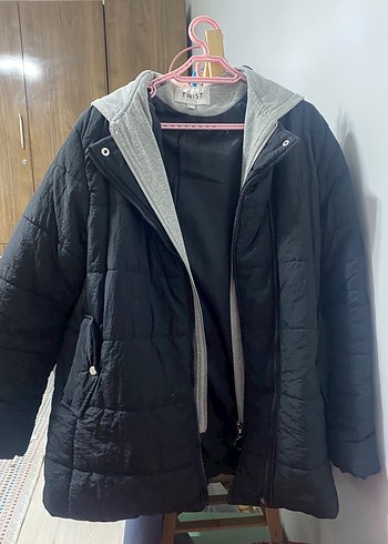 Gri Kapüşonlu Fermuarlı Kadın Mont - Görsel 2