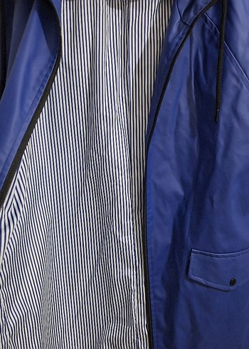 Mavi Midi Kadın Yağmurluk, Bel Detaylı - Görsel 7